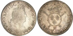 Louis XIV - Ecu aux insignes - 1702 N (Montpellier) flan réformé