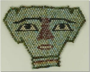 Egypte - Masque en perles - 663-332 av. J.-C. Egypte - Masque en perles - 663-332 av. J.-C.