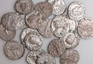 Lot de 20 antoniniens