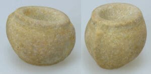 Néolithique - Vase en pierre Néolithique - Vase en pierre