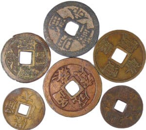 Annam - Lot de 6 monnaies en cuivre Annam - Lot de 6 monnaies en cuivre