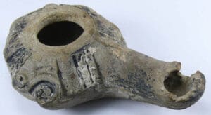 Romain - Lampe à huile en terre cuite - 2ème- 5ème siècle ap. J.-C.