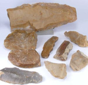 Chalcolithique (4000 ans av. notre ère) - Importante livre de beurre, éclats de lame et percuteurs