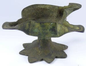 Byzance - Lampe à huile en bronze - 12ème-13ème siècle ap. J.-C.