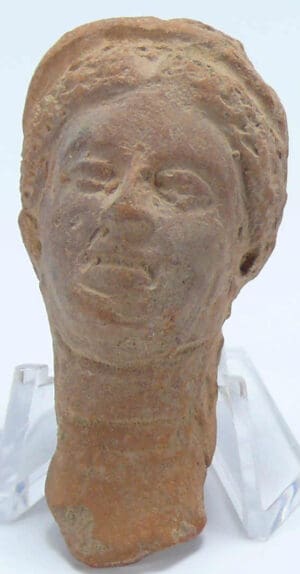 Grèce - Tête en terre cuite - 5ème-2ème siècle av. J.-C.