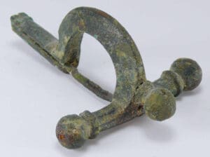 Romain - Fibule en bronze - 1er-3ème siècle