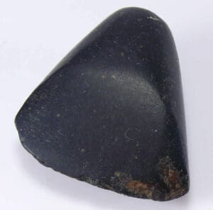 Néolithique - Egypte - Hâche polie en pierre noire.