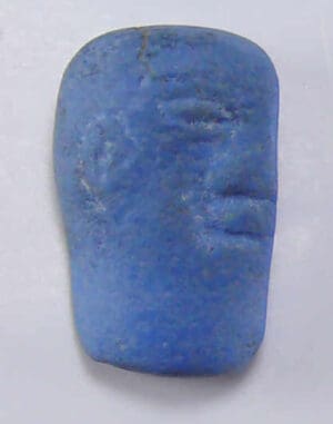 Egypte - Nouvel empire - Elément d'incrustation en fritte ou "egyptian blue" - 1000 av. J.-C.