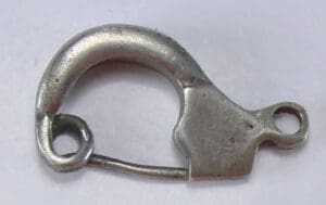 Epoque médiévale - Fibule en argent - 14ème-15ème  siècle