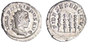 Philippe 1er - Antoninien (249, Rome) - Enseignes Philippe 1er - Antoninien (249, Rome) - Enseignes