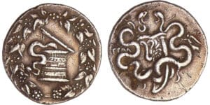 Ionie - Cistophore - Ephèse (133-67 av. J-C). Ionie - Cistophore - Ephèse (133-67 av. J-C).