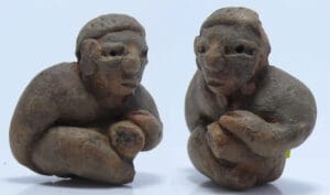 Précolombien - Olmèque - Mexique - Statuette en terre cuite - 700 - 500 av. J.-C. Précolombien - Olmèque - Mexique - Statuette en terre cuite - 700 - 500 av. J.-C.