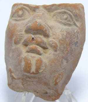 Romain - Masque en terre cuite - 100-300 ap. J.-C.