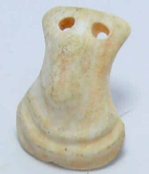Néolithique - Idole anthropomorphe en coquillage ou calcite