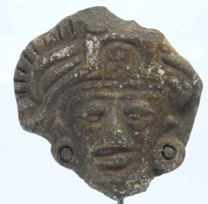 Précolombien - Amérique centrale - Tête en terre cuite - 500-800 ap J.-C. Précolombien - Amérique centrale - Tête en terre cuite - 500-800 ap J.-C.