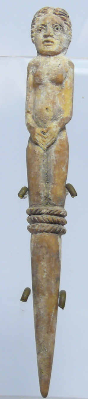 Romain - Epingle à cheveux en os ou ivoire - 300-400 ap. J.-C. Romain - Epingle à cheveux en os ou ivoire - 300-400 ap. J.-C.