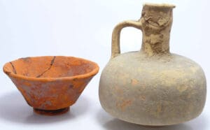 Romain - Lot de 2 objets enterre cuite - 300-500 av. J.-C. Romain - Lot de 2 objets enterre cuite - 300-500 av. J.-C.