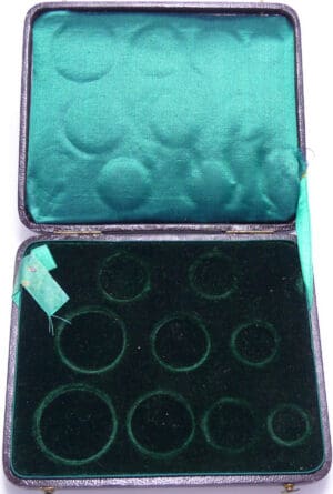 Troisième république (1871-1940) - Coffret nu de la série 1900 flan mat