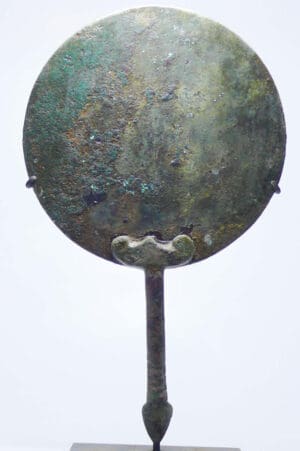 Romain - Grand miroir en bronze -  200 av. / 100 ap. J.-C.