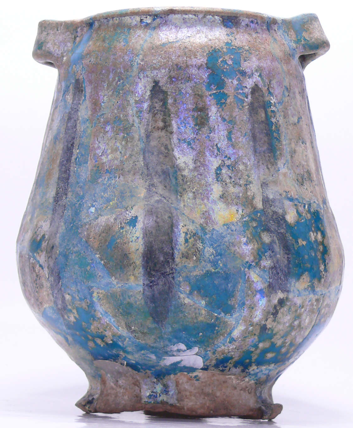 Moyen-Orient, Iran - Pot en faïence - 1100 / 1200 ap. J.-C. Moyen-Orient, Iran - Pot en faïence - 1100 / 1200 ap. J.-C.