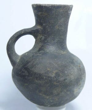 Moyen Age ou Mérovingien - Vase globulaire en terre cuite - 700 / 1000 ap. J.-C.