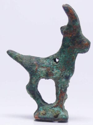 Perse - Luristan - Capridé en bronze - 1000 / 800 av. J.-C.