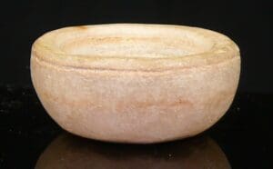 Egypte - Nouvel empire - Vase en calcite - 1500 / 1000 av. J.-C. (18ème-20ème dynastie)
