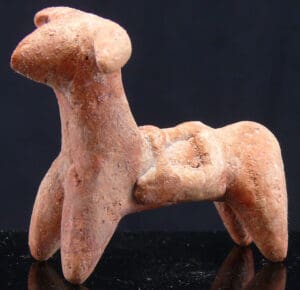 Proche Orient - Animal en terre cuite - 1000 av. J.-C. Proche Orient - Animal en terre cuite - 1000 av. J.-C.
