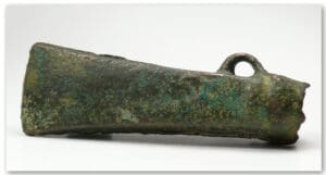Age du bronze - Hâche à douille - IIIème mill. av. J.-C.