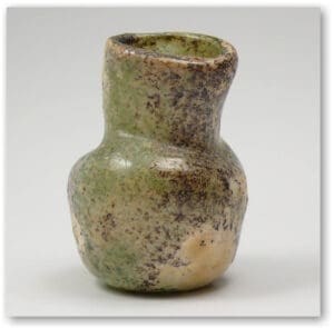 Romain - Petit vase à onguent en verre irisé - IIème-IVème siècle ap. J.-C.