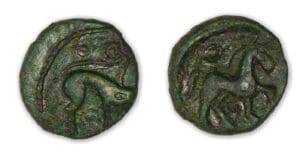 AMBIENS - Bronze au cheval et au sanglier (60-40 av J.-C.)
