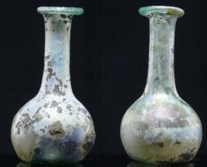 Romaim - Fiole en verre irisé - 100 / 300 ap J.-C.