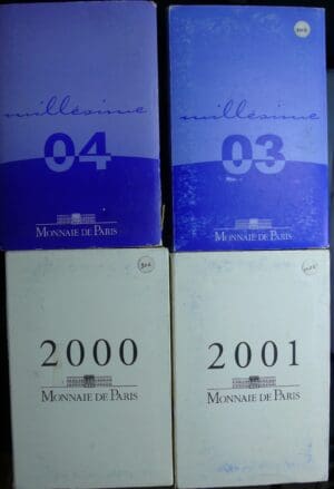 Cinquième république (1959- ) - Boitiers FDC 2000 - 2001 - 2003 - 2004
