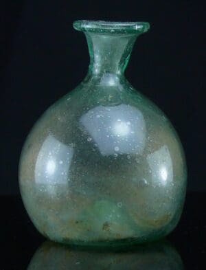Romain - Vase à onguents en verre irisé - 100 / 200 ap. J.-C. Romain - Vase à onguents en verre irisé - 100 / 200 ap. J.-C.