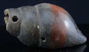 Précolombien - Ocarina escargot en terre cuite