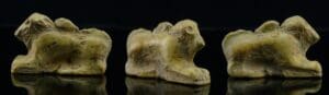 Moyen-Orient - Amulette zoomorphe en marbre "lion couché" - 2000 / 1500 av. J.-C.