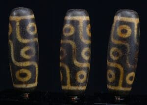 Asie - Tibet - Perle talisman Dzi en agate