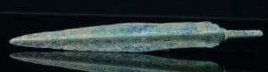Luristan - Pointe de lance en bronze - 900 / 700 av. J.-C.