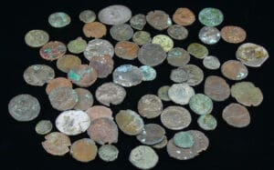 Romain - Lot de 60 monnaies argent, billon et bronze Romain - Lot de 60 monnaies argent, billon et bronze