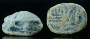 Egypte - Basse époque - Scarabée inscrit en fritte (Personnage en barque) - 633-332 av. J.-C. (26ème-30ème dynastie)