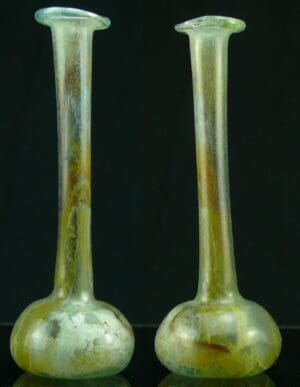 Romain - Flacon en verre irisé - 200 av. J.-C. / 100 ap. J.-C.