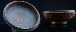 Grande Grèce - Coupe piédouche en terre cuite - 400 / 300 av. J.-C.
