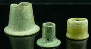 Précolombien - Maya - Ornements d'oreilles en jadeïde - 600 / 900 ap. J.-C.