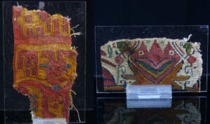 Précolombien - Pérou - Culture Chanquai - Lot de 2 morceaux de tissus - 1000 ap. J.-C.