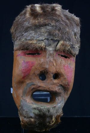 Canada - Culture inuit - Masque en bois et peau - 19ème / 20ème siècle