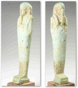 Egypte - Grand oushebti en frite - Ier mill. av. J.-C. Egypte - Grand oushebti en frite - Ier mill. av. J.-C.