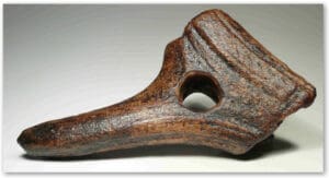 Néolithique - Pioche en bois de cerf Néolithique - Pioche en bois de cerf