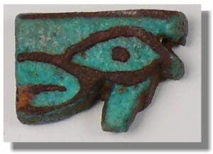 Egyptien - Œil oudjat bleu en terre cuite - VIIème-IVème siècle av. J.-C.