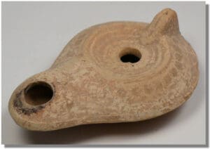 Romain - Lampe à huile en terre cuite - Ier-IIIème siècle ap. J.-C.