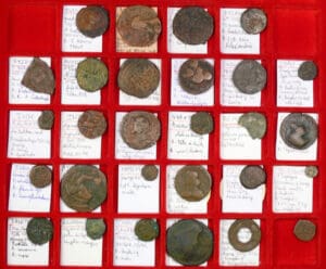 Collection de 28 monnaies de bronze